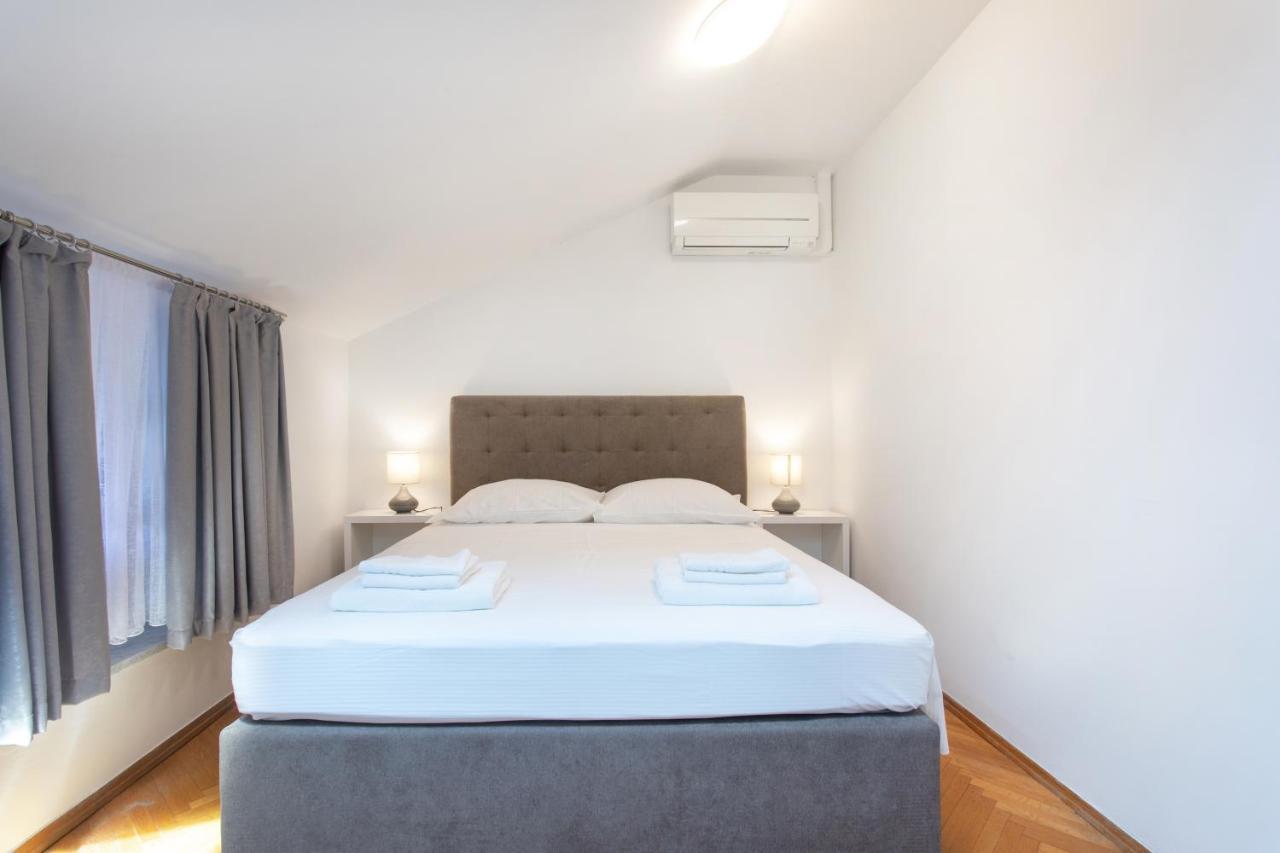Apartmaji Pri Perotu Izola Extérieur photo