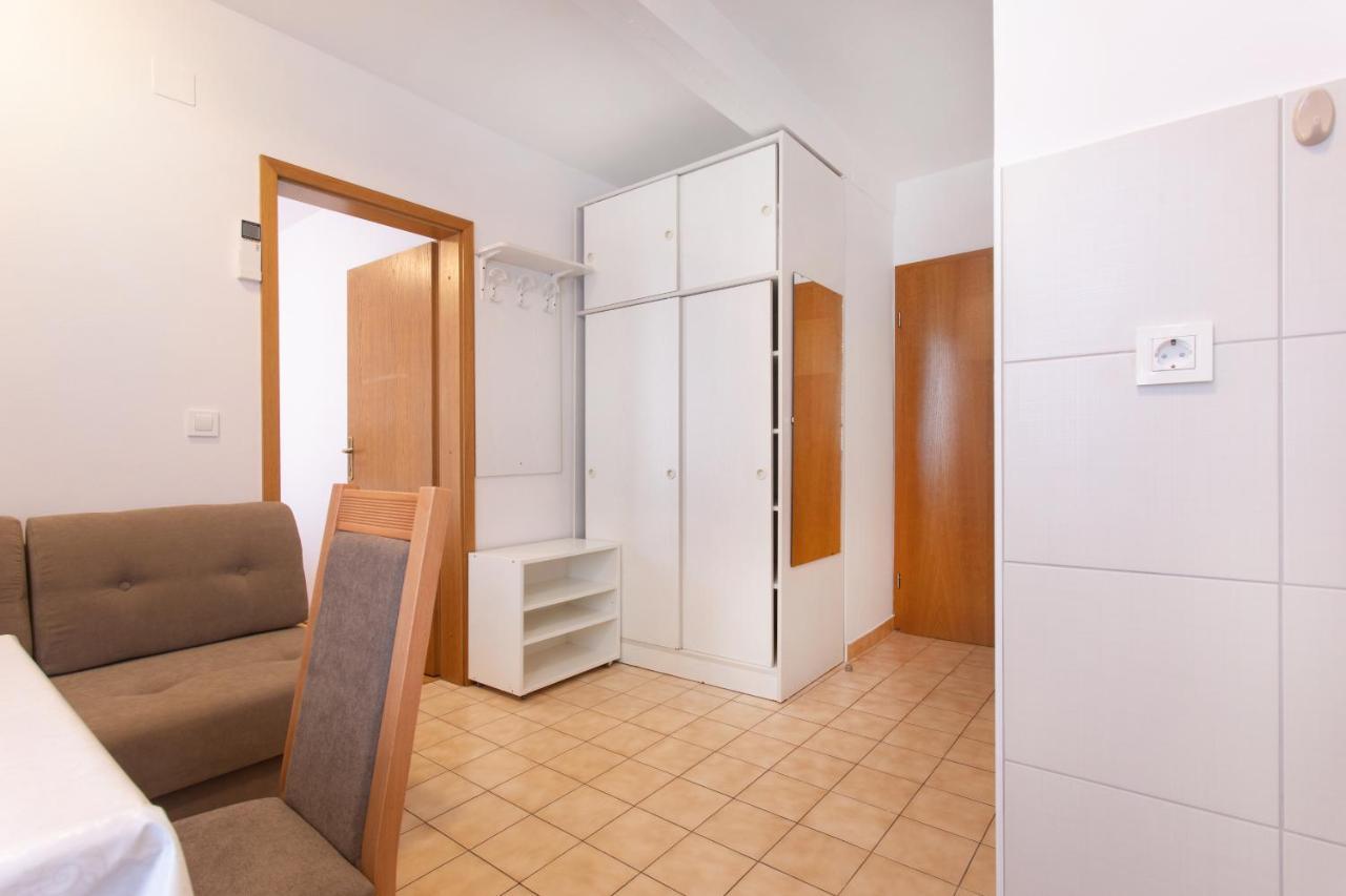 Apartmaji Pri Perotu Izola Extérieur photo
